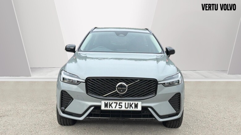 Volvo XC60 2.0 B5P Plus Dark 5dr AWD Geartronic Petrol Estate